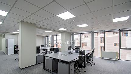 Office for rent  in Iztok