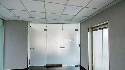 Office for rent  in Iztok