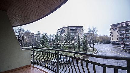 Cozy apartment in Maxi