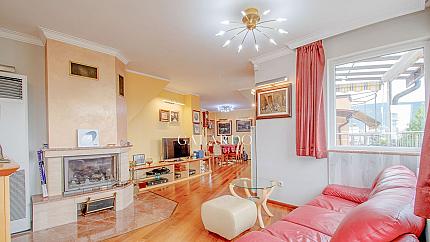 Spacious apartment with a prestigious location in Ivan Vazov district, meters from Vitosha Blvd.