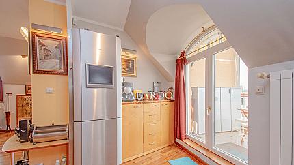 Spacious apartment with a prestigious location in Ivan Vazov district, meters from Vitosha Blvd.