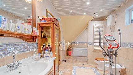 Spacious apartment with a prestigious location in Ivan Vazov district, meters from Vitosha Blvd.