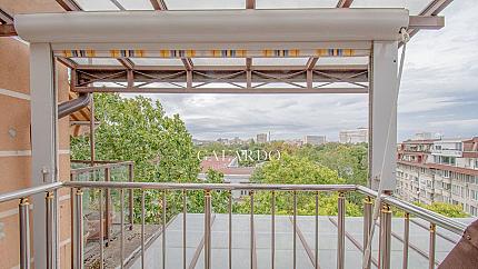 Spacious apartment with a prestigious location in Ivan Vazov district, meters from Vitosha Blvd.