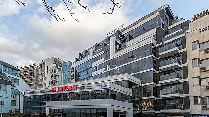 Офис с тераса в сграда клас А