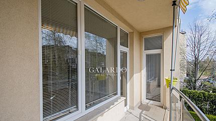 Светъл и просторен двустаен апартамент под наем