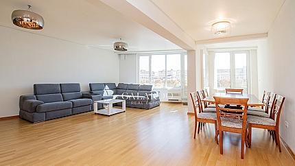 Прекрасен апартамент до Народен театър- Иван Вазов