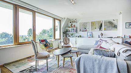 Уникален многостаен апартамент на две нива със спиращи дъха гледки към Южен парк, Витоша и София