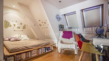 Уникален многостаен апартамент на две нива със спиращи дъха гледки към Южен парк, Витоша и София