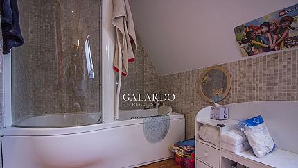 Уникален многостаен апартамент на две нива със спиращи дъха гледки към Южен парк, Витоша и София