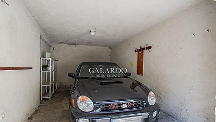 Четиристаен апартамент в близост до Резиденция Лозенец