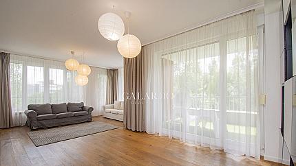 Многостаен апартамент в Резиденшъл Парк