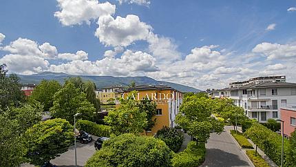 Многостаен апартамент в Резиденшъл Парк