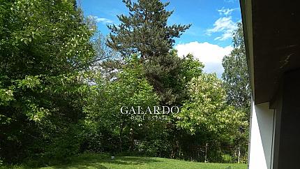 Дизайнерска къща под наем във в.з. Бункера