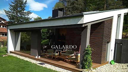 Дизайнерска къща под наем във в.з. Бункера