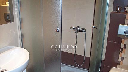 Слънчев апартамент в кв. Лозенец