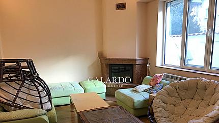 Къща под наем на 2 нива в кв. "Витоша"