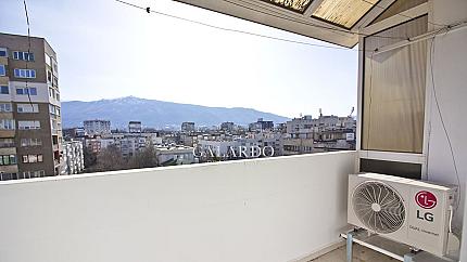 Spacious apartment near South Park