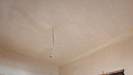 Тристаен апартамент в квартал Христо Смирненски