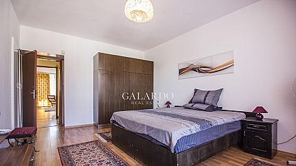 Уютен тристаен апартамент в близост до бул. Патриарх Евтимий и метростанция