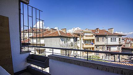 Уютен тристаен апартамент в близост до бул. Патриарх Евтимий и метростанция