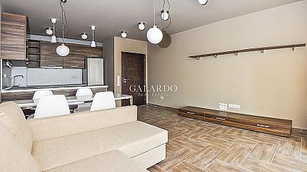 Tристаен апартамент в нова сграда в Студентски град