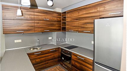 Tристаен апартамент в нова сграда в Студентски град