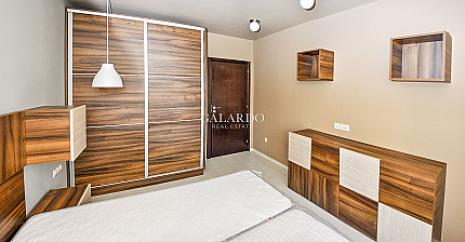 Tристаен апартамент в нова сграда в Студентски град