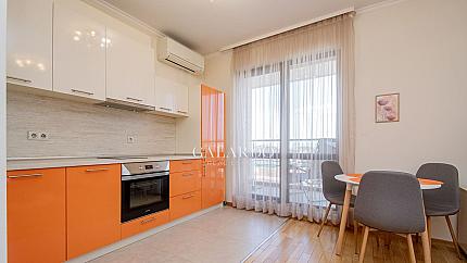 Двустаен апартамент в жилищен комплекс "Есте"