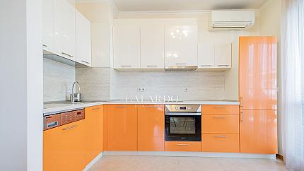 Двустаен апартамент в жилищен комплекс "Есте"