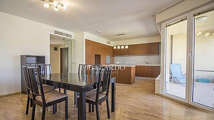 Spacious two-bedroom apartment for rent in Krastova Vada district