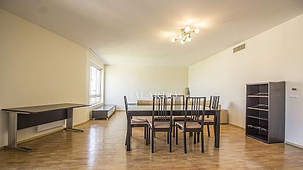 Spacious two-bedroom apartment for rent in Krastova Vada district