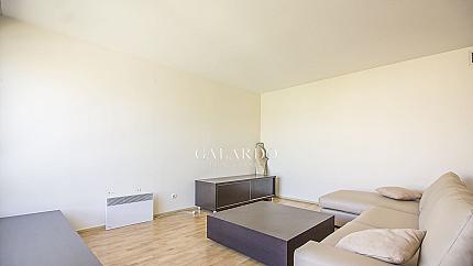 Spacious two-bedroom apartment for rent in Krastova Vada district