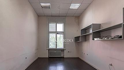 Офис в аристократична сграда до Цар Освободител