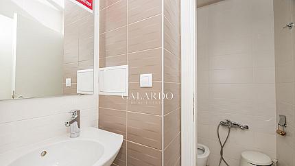 Офис в бизнес сграда в идеален център