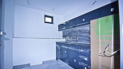 Самостоятелна нова офис сграда до Метростанция Сердика