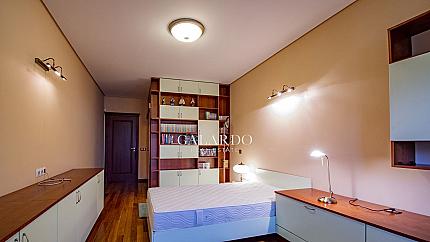 Spacious three bedroom apartment in Lozenets district