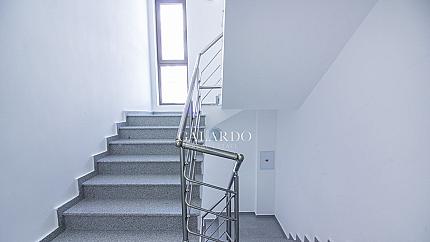 New apartment with three bedrooms and a large terrace in Krastova Vada