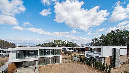 Family house with pool in a paradise complex of houses in the area of Kambanite