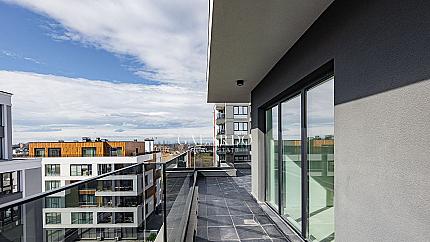 Тристаен пентхаус на ул Рая, Парк Отдих и култура