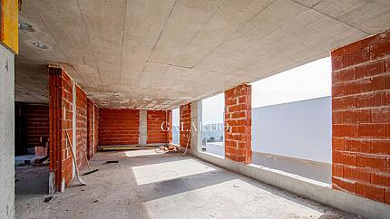 Просторна къща с пет спални близо до Villa Spago с. Бистрица