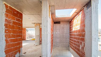 Просторна къща с пет спални близо до Villa Spago с. Бистрица