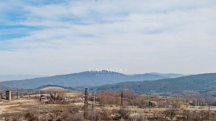 Просторна къща с пет спални близо до Villa Spago с. Бистрица