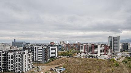 Панорамен пентхаус с три спални срещу Бизнес парк София, кв.Младост 4