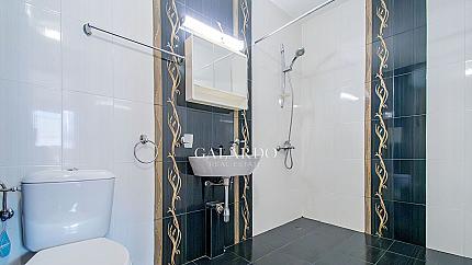 Апартамент с 2 спални и гараж в Младост 1А