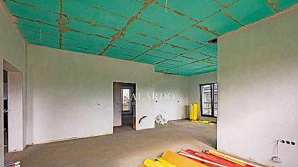 Красива къща с три спални в Оризаре