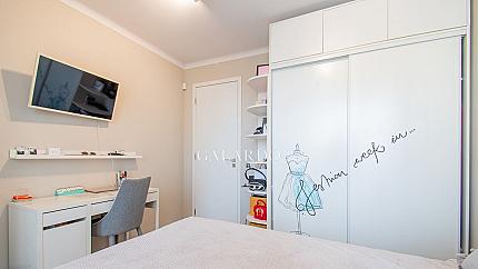 Стилен, напълно обзаведен апартамент в Павлово