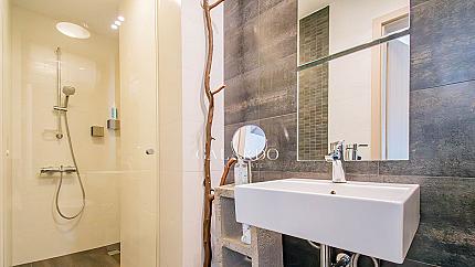 Stylish two-bedroom apartment located in the established and preferred part of Lozenets district