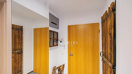 Stylish two-bedroom apartment located in the established and preferred part of Lozenets district