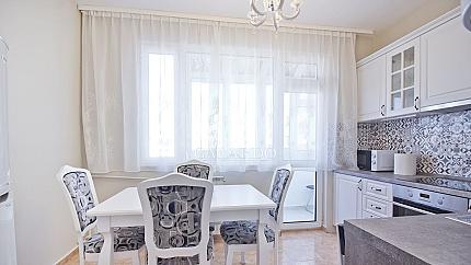 Spacious apartment near South Park