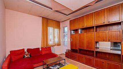 Двустаен апартамент под наем в Център на ул. "Цар Асен"